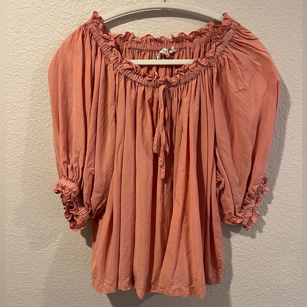 Doen  Peach Blouse Size Small